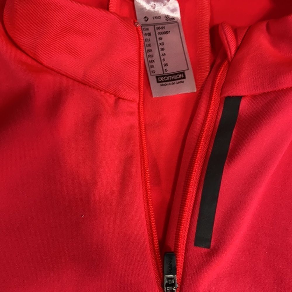 Bundle Of UA Capri Leggings /Kalenji Long Sleeve 1/4 Zip Reflective Running Top - Picture 4 of 11